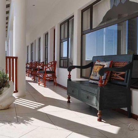 Kairos Cottage B&B Luderitz ภายนอก รูปภาพ