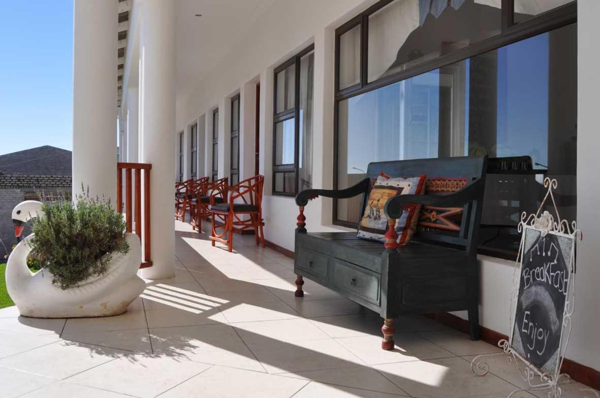 Kairos Cottage B&B Luderitz ภายนอก รูปภาพ