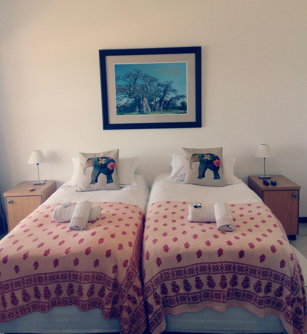 Kairos Cottage B&B Luderitz ภายนอก รูปภาพ